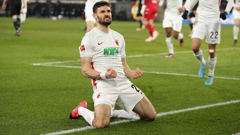 Daniel Caligiuri erzielte das wichtige Tor im Kellerduell gegen Arminia Bielefeld.