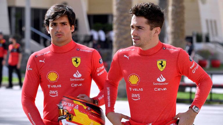 Carlos Sainz (l.) und Charles Leclerc machen einen starken Eindruck im Ferrari.
