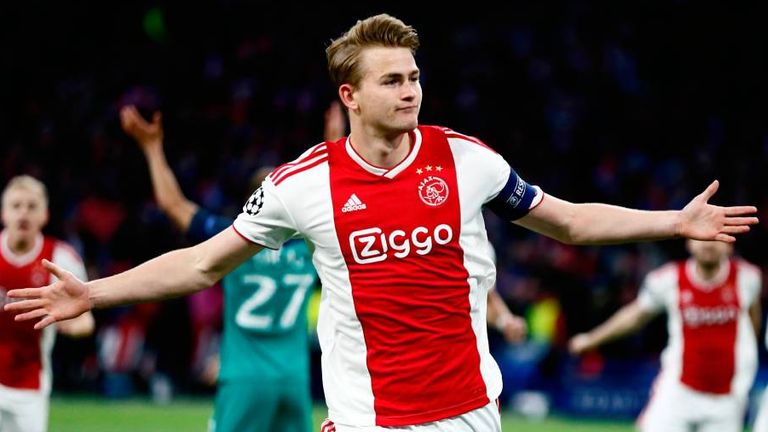 PLATZ 4: Ajax Amsterdam - 283 Mio. € | teuerster Verkauf: Matthijs de Ligt (für 85,5 Mio. € zu Juventus)