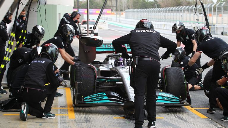 Die Formel 1 testet in Bahrain.