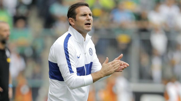 Im Januar 2021 muss Frank Lampard den FC Chelsea als Trainer verlassen.