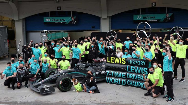 2020: Am Ende der Saison feierte dann aber Lewis Hamilton. Der Mercedes-Pilot gewann seinen siebten WM-Titel.