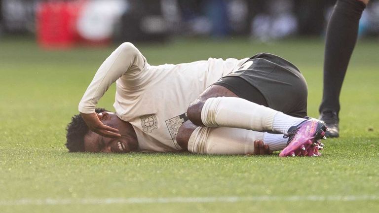 Bayer 04 Leverkusen muss bis Saisonende auf Jeremie Frimpong verzichten.