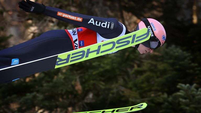 Karl Geiger hat beim Skifliegen in Planica nur den zwölften Platz belegt und kaum noch Chancen auf den Gesamtweltcupsieg im Skispringen. 