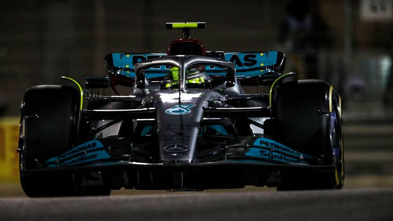 Lewis Hamilton hat in seinem neuen Mercedes weiterhin Probleme. 