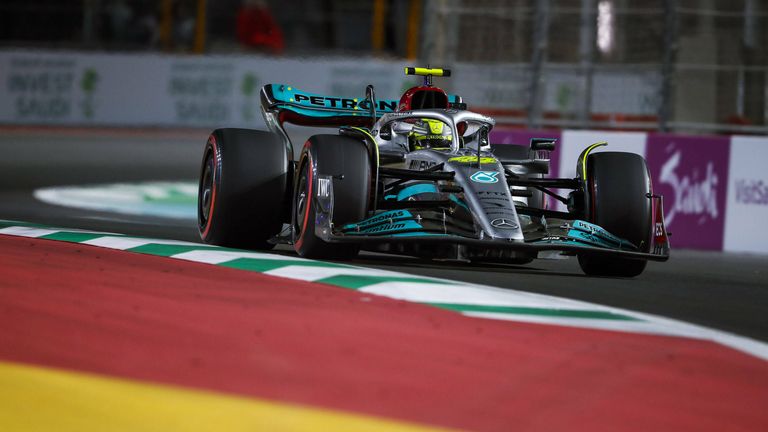 Lewis Hamilton erlebt beim Qualifying zum GP in Saudi-Arabien ein Debakel.