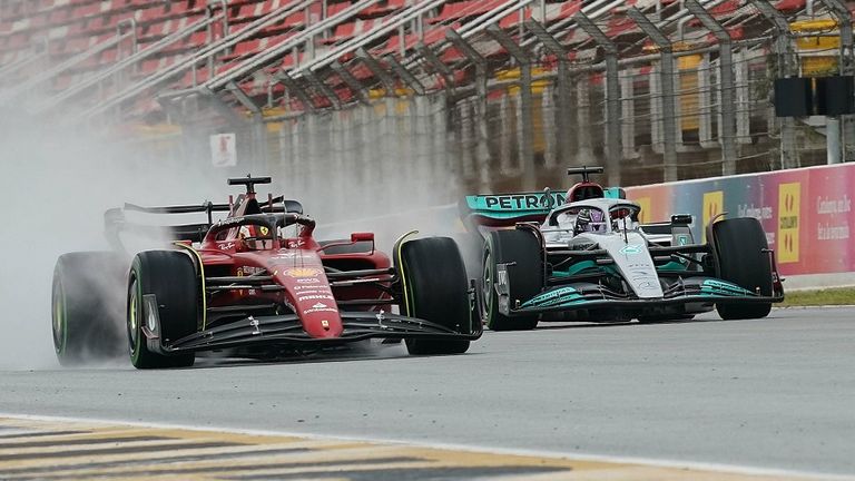 Ferrari und Mercedes gehören zu den Topfavoriten für die kommende Saison.