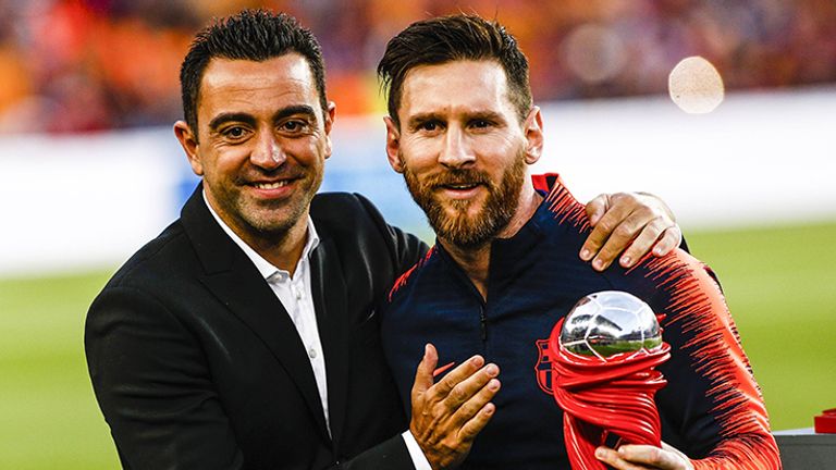 Sind Xavi (l.) und Lionel Messi (r.) bald beim FC Barcelona wiedervereint?