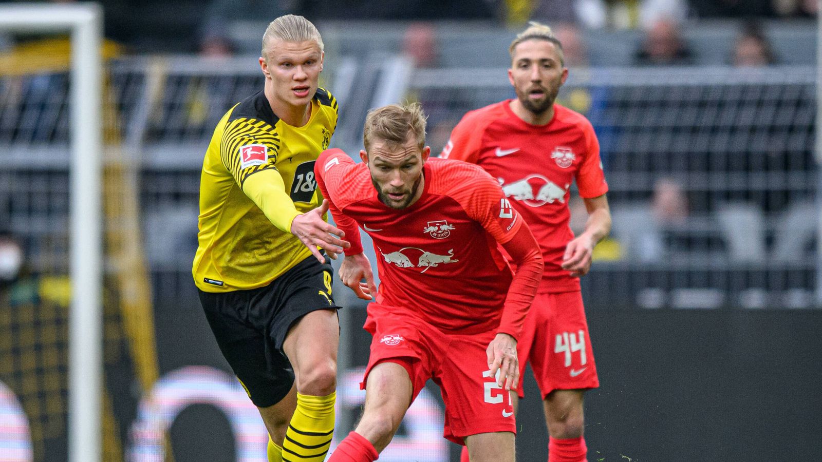 BVB Transfer News: Konrad Laimer & Xaver Schlager in Dortmund auf dem Zettel