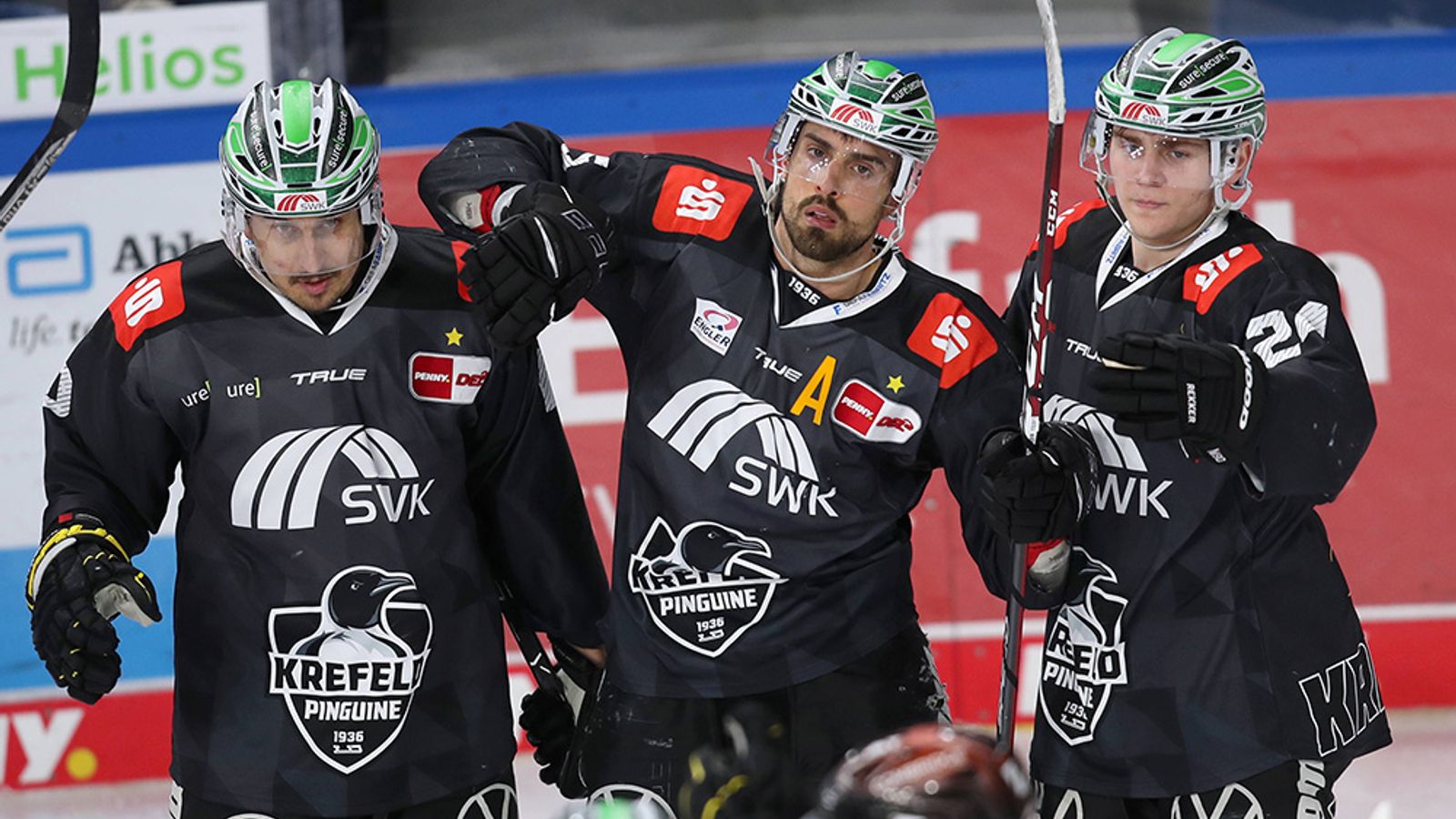 Eishockey DEL Die Krefeld Pinguine sind offiziell abgestiegen Eishockey News Sky Sport