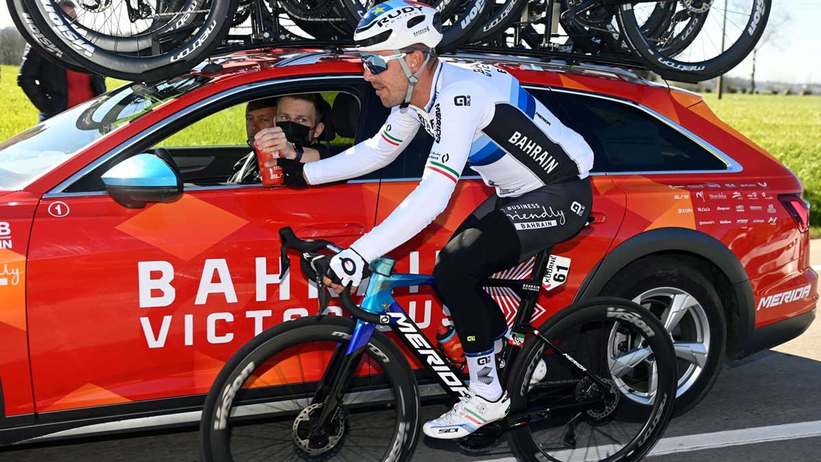 Notizie sul ciclismo: Sonny Colbrelli riceve il defibrillatore dopo il crollo |  notizie sul ciclismo