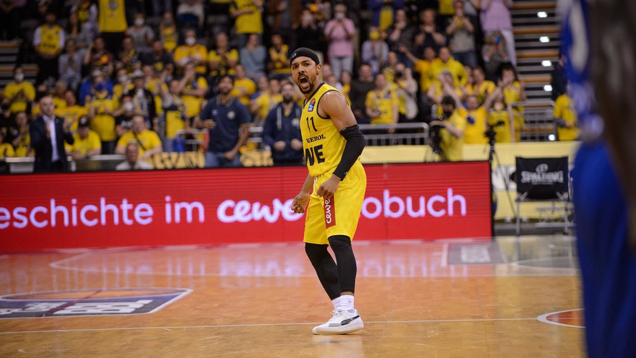 Basketball News Oldenburg schafft Klassenerhalt Weißenfels zittert