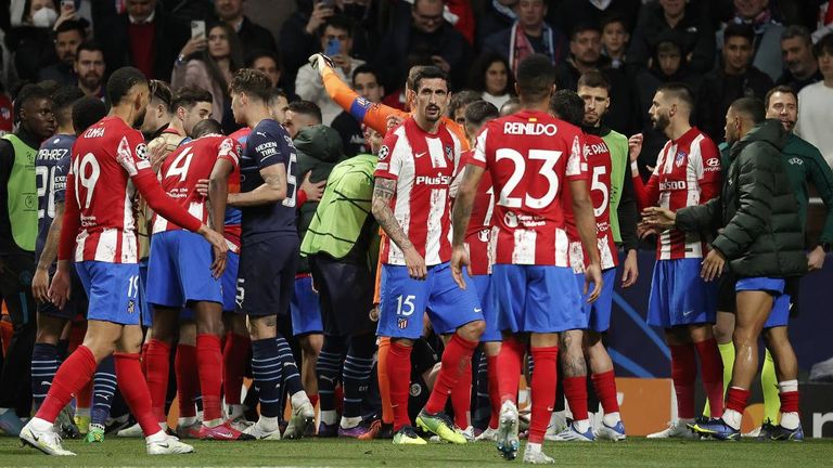 Riots and chaos between Atletico and Manchester City