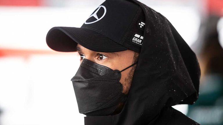 Lewis Hamilton und Mercedes erleben beim Qualifying in Imola eine historische Schlappe.