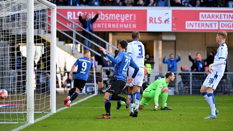 Maximilian Thalhammer rettet dem SC Paderborn einen Punkt gegen den KSC.