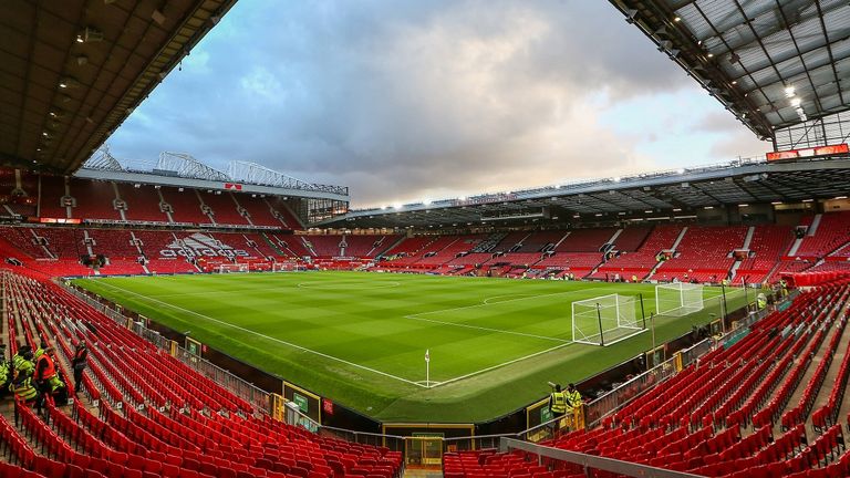 Manchester: Old Trafford (Eröffnungsspiel)