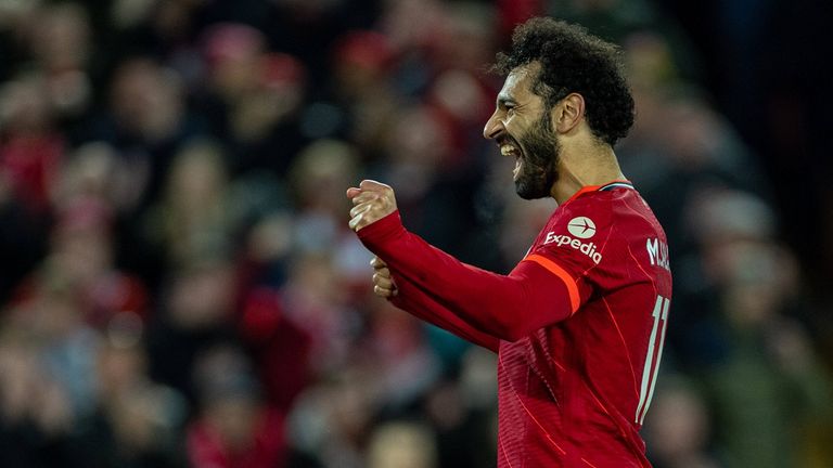 Mohamed Salah darf auch nächste Saison im klassischen Rot jubeln.