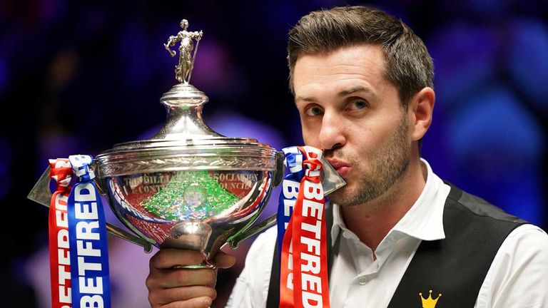 MARK SELBY: Der Titelverteidiger im Crucible. Selby sicherte sich im Vorjahr durch ein 18:15 im Finale gegen Shaun Murphy seinen bereits vierten WM-Titel. In dieser Saison blieb er bisher allerdings ohne Turniersieg.