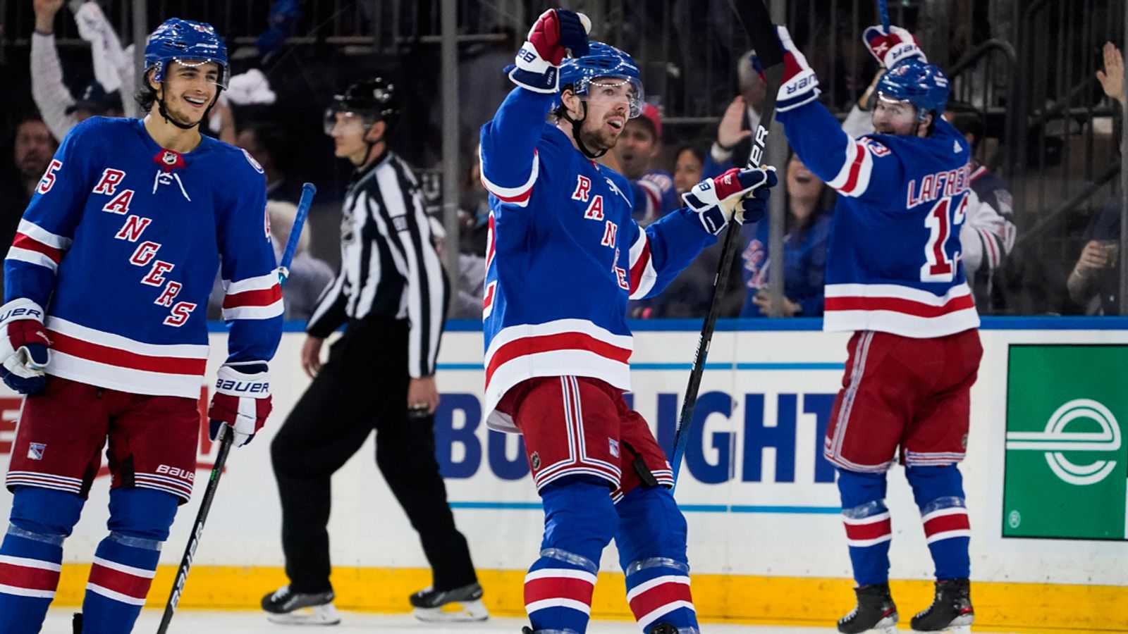 NHL: New York Rangers win game six against Carolina |  NHL News