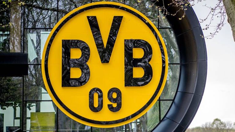 Die Frauen von Borussia Dortmund haben ihren ersten Aufstieg gefeiert.