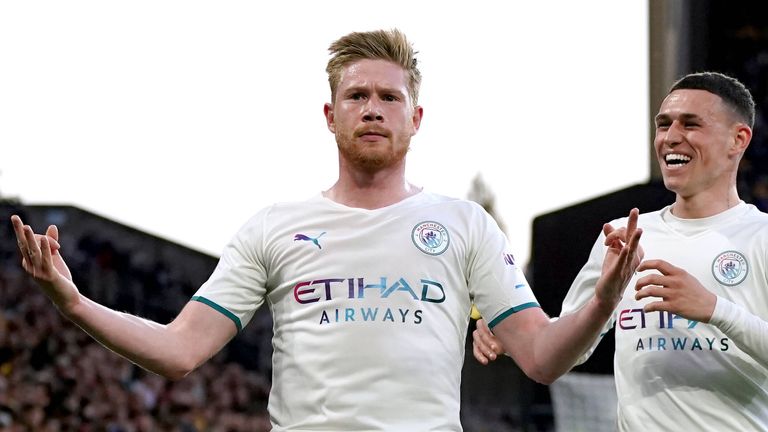 Kevin de Bruyne trifft viermal gegen die Wolverhampton Wanderes.