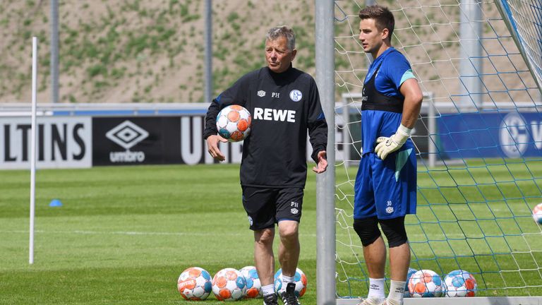 Peter Hermann (l.) und Martin Fraisl verlassen Schalke 04.