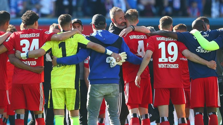 Der HSV freut sich über das Erreichen der Bundesliga-Relegation.