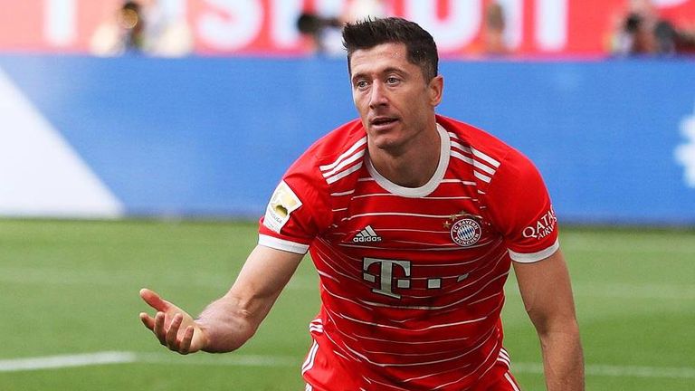 Robert Lewandowski wird dem FC Bayern spätestens 2023 den Rücken kehren.