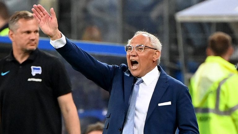 Hertha-Trainer Felix Magath kritisiert den den Klub nach seinem dortigen Engagement scharf.