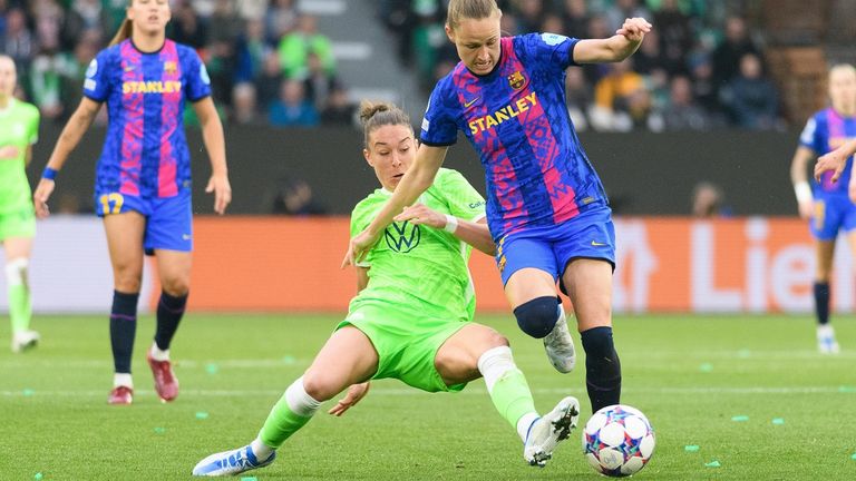 Felicitas Rauch verlängert ihren Vertrag beim VfL Wolfsburg bis 2025.