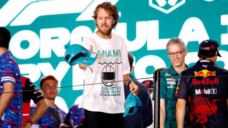 Sebastian Vettel hat im Rahmen der Opening Party beim GP von Miami ein erneutes Zeichen für den Umweltschutz gesetzt - und das mit einem eindringlichem Statement.
