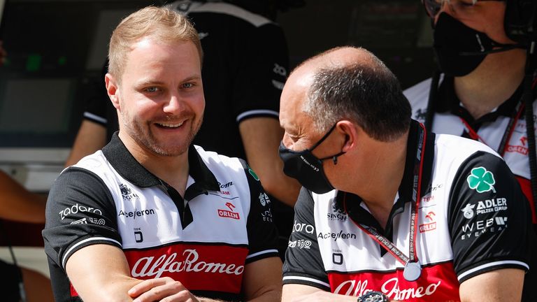Frederic Vasseur, Team-Chef von Alfa Romeo, freut sich darüber, dass sich Valtteri Bottas so gut ins Team eingefügt hat.