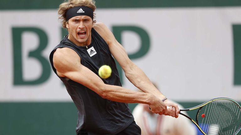 Alexander Zverev könnte im Viertelfinale der French Open auf Carlos Alcaraz treffen.