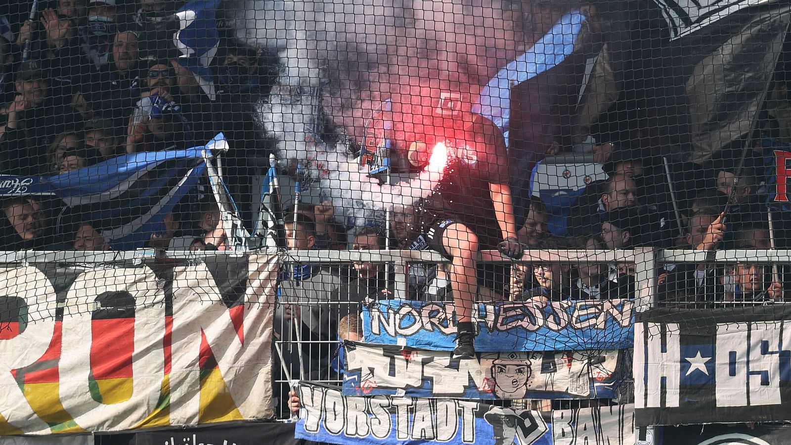 Bundesliga: DFB punishes HSV, Stuttgart and Co. for pyro offenses |  football news