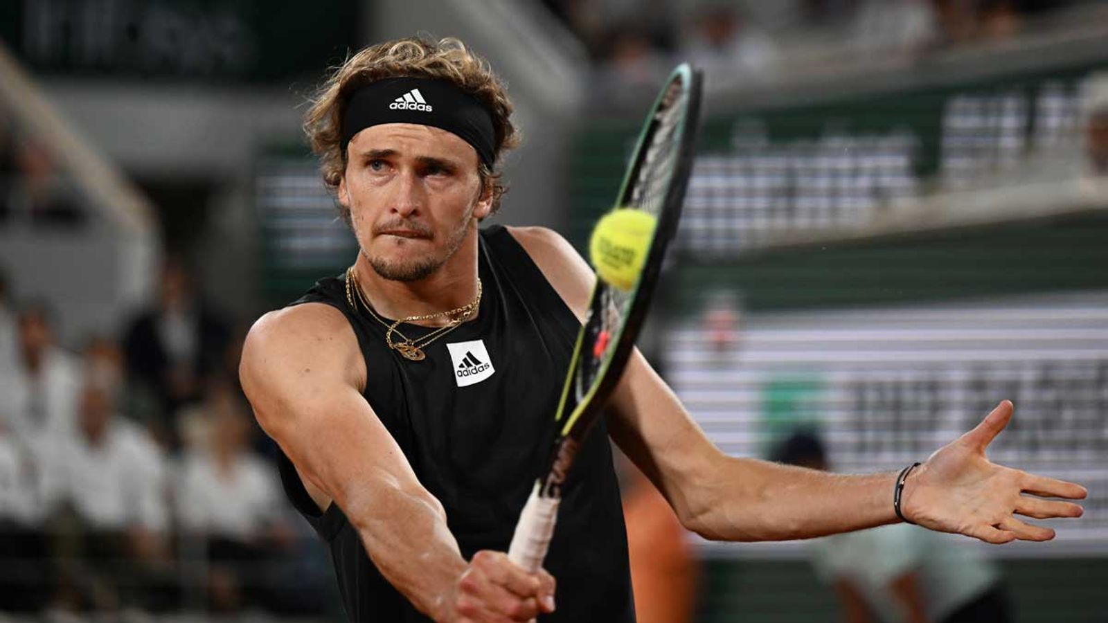 Tennis: Despite torn ligaments: Alexander Zverev climbs in the world rankings  tennis news