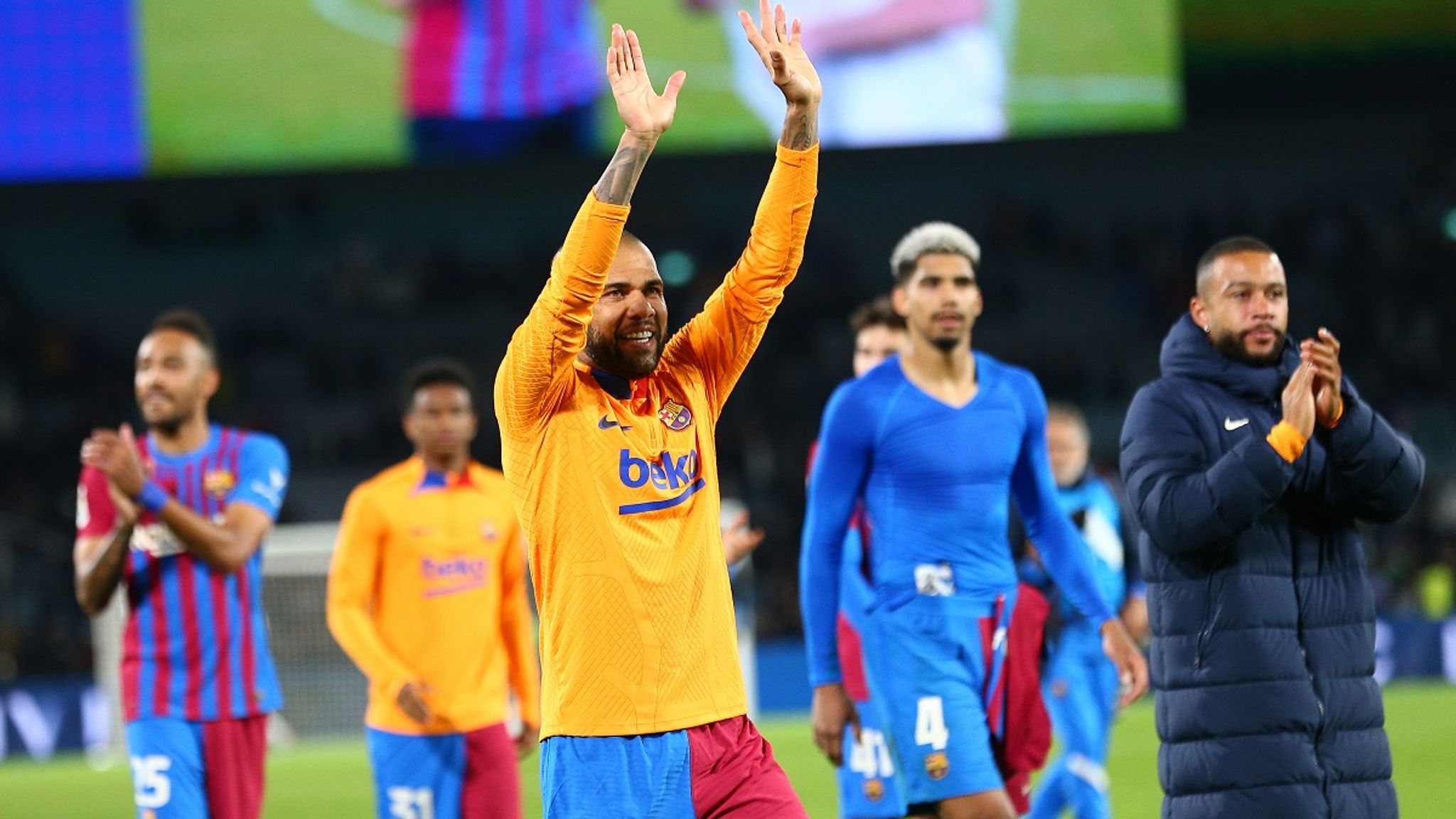 La Liga Dani Alves verlängert seinen Vertrag in Barcelona nicht