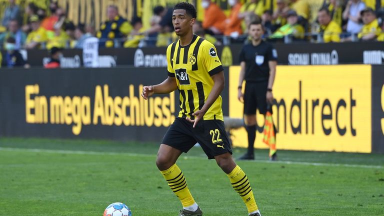 PLATZ 5: Jude Bellingham (19/ Borussia Dortmund) | aktueller Marktwert: 116,20 Millionen Euro | Gewinn: +5,00 Millionen Euro 