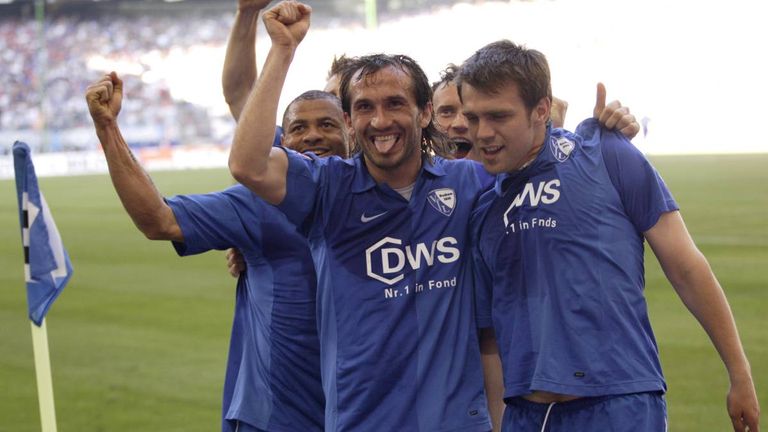 VfL Bochum: Der Grieche Theofanis Gekas wechselte 2007/08 für eine Ablöse von 4,7 Millionen Euro zu Bayer Leverkusen.