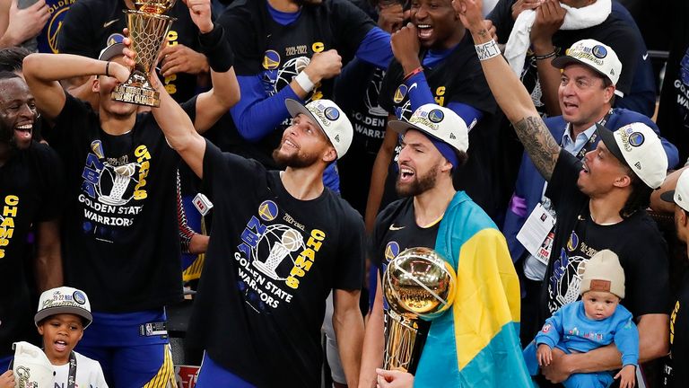 Die Golden State Warriors um Finals-MVP Steph Curry feierten ihren siebten NBA-Titel.