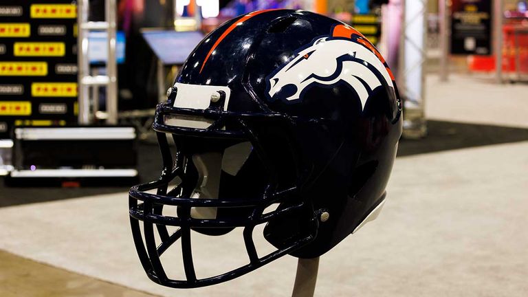 Die Denver Broncos werden an eine Investoren-Gruppe um den Milliardär Rob Walton verkauft.