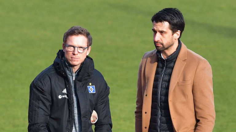 HSV-Sportdirektor Michael Mutzel (links) wurde offenbar von Sportvorstand Jonas Boldt degradiert.