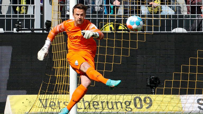 Keeper Manuel Riemann hat langfristig in Bochum verlängert.
