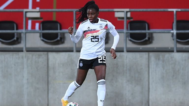 Nicole Anyomi (Eintracht Frankfurt): Mittelfeld/Sturm