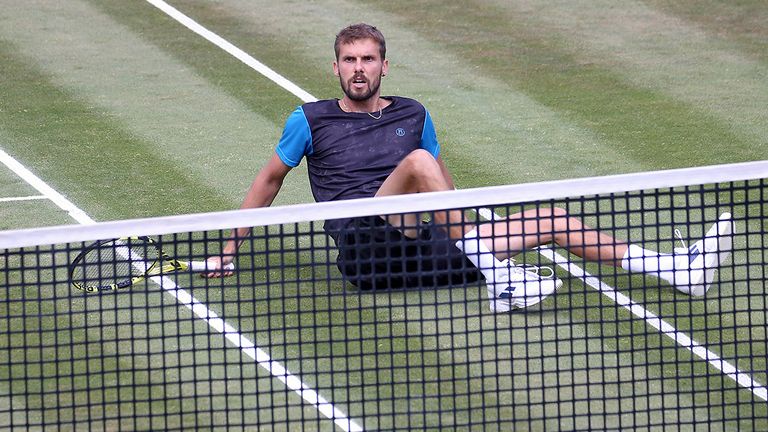 Oscar Otte muss sich im Halbfinale von Stuttgart Matteo Berrettini geschlagen geben.