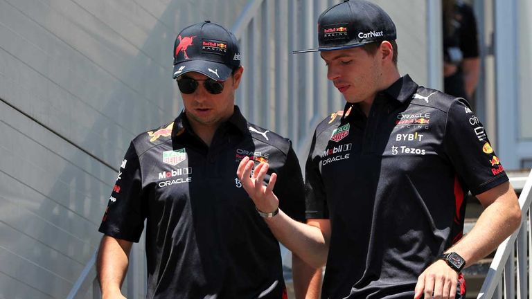 Sergio Perez (l.) und Max Verstappen (r.) gehen beim GP von Aserbaidschan von den Plätzen zwei und drei aus ins Rennen. 