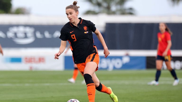 Vivianne Miedema (Niederlande/FC Arsenal): Die 25-Jährige ist für ihren Torriecher und Kaltschnäuzigkeit vor dem Tor bekannt. Sie gilt als eine der besten Angreiferinnen der Welt und ist seit 2019 Rekordtorschützin der Niederlande.