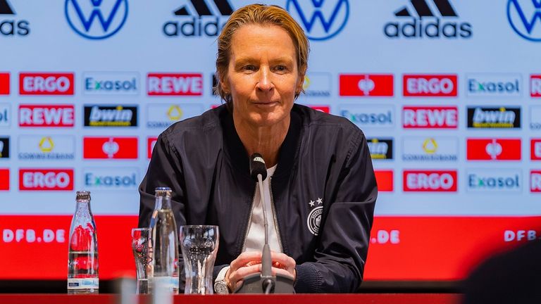 Sky zeigt ausgewählte Pressekonferenzen der DFB-Frauen - heute mit Bundestrainerin Martina Voss-Tecklenburg