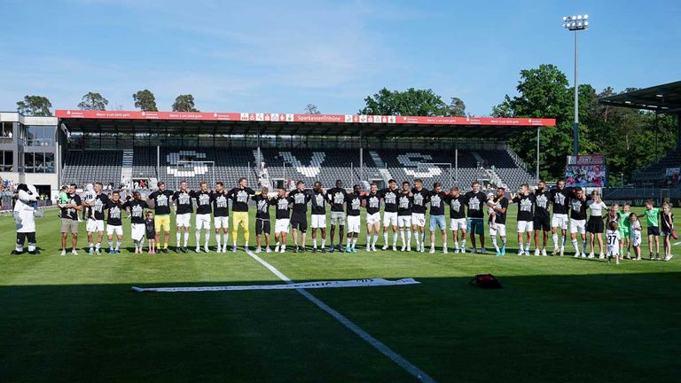 SV SANDHAUSEN: BWT-Stadion am Hardtwald - Kapazität: 15.414.