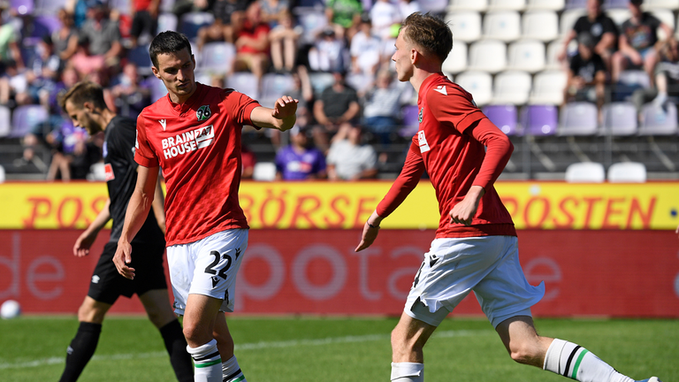 HANNOVER 96: Das neue Trikot von 96 kostet 79,96€.