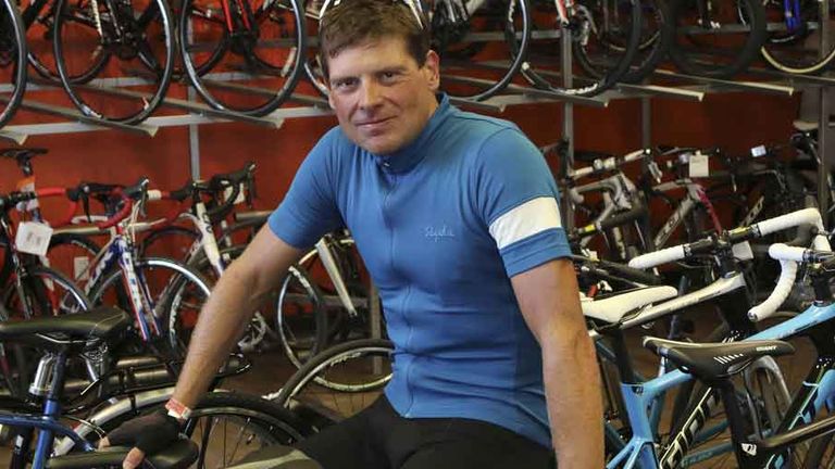 Jan Ullrich (hier 2015 auf der Interbike in Las Vegas) sitzt wieder regelmäßig auf dem Rennrad.